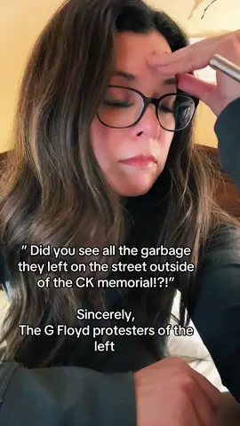 IM MAKING FUN OF THE LIBERALS PEOPLE 😑#charliekirk #memorial #statefarmarena #fyp  