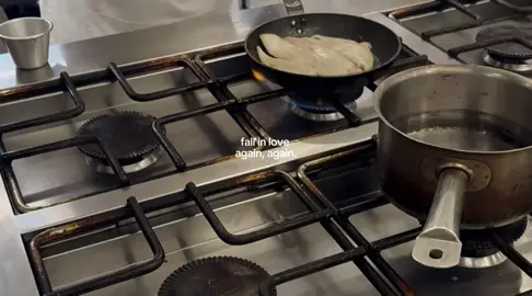 Siempre me voy a estar enamorando de la gastronomía @Charli XCX #charliexcx #fallinlove #cosina #chef #gastronomia #chile #🇨🇱 #fyp #viral #paratiiiiiiiiiiiiiiiiiiiiiiiiiiiiiii #tendencia #inacapapoquindo #CapCut #edit 