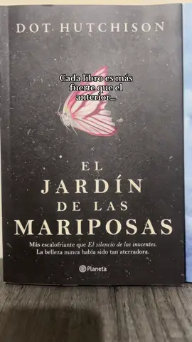 Saga el coleccionista de Dot Hutchison.  #eljardindelasmariposas #Lasrosasdemayo #Losniñosdelverano #Latenporadadelosniñosperdidos #DotHutchison 