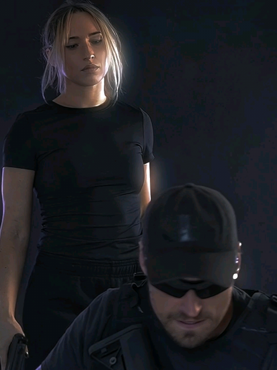 Replying to @dudebroty Working hard to one day become an operator in COD! 💪😤But for now… here’s a Call of Duty-style IRL action transition with my female Ghost cosplay 😂👍 Big shoutout to @Time to Jam  , my stunt teammate, couldn’t do this without you!👊 **STUNT PROS. PROPS ONLY. SAFE SET. DON’T TRY THIS 🙏** #cod #edit #ghost #warzone 