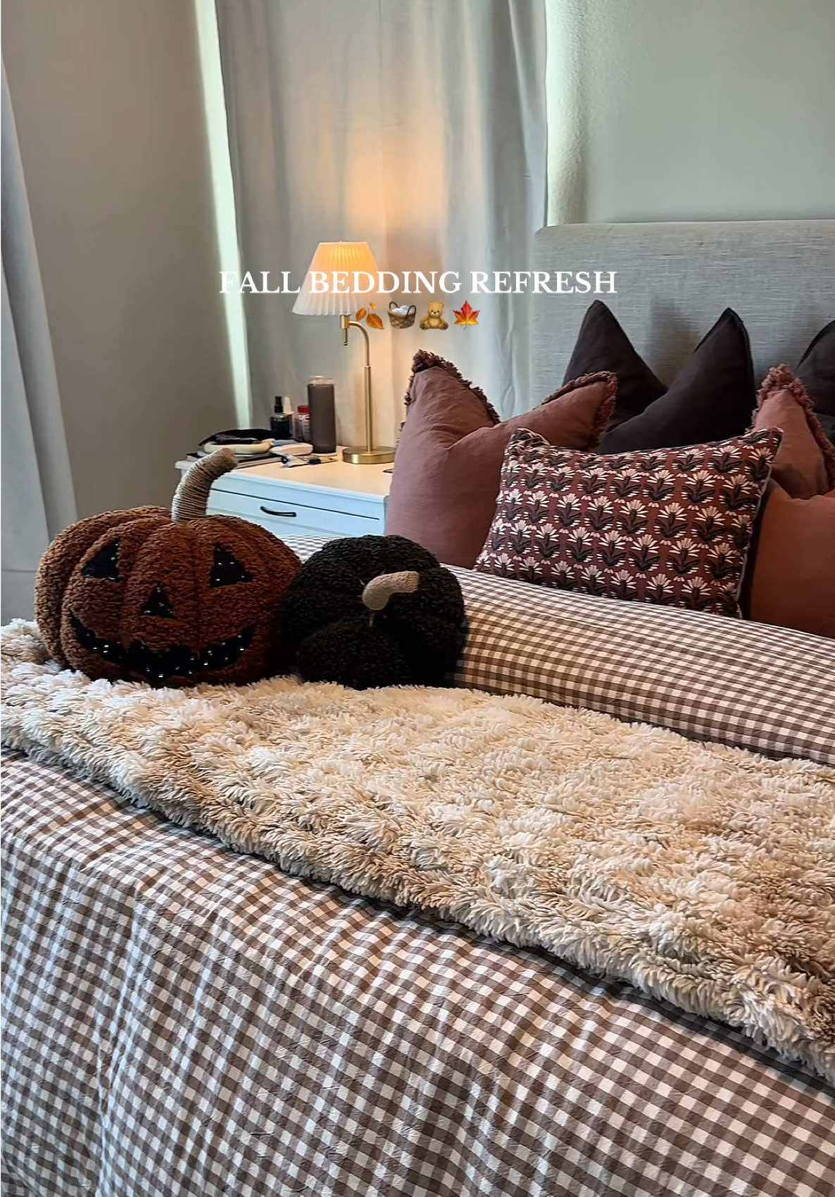 Fall bedding refresh! 🍂🧺I wanted cozy layers and warm colors in our bedroom so I absolutely LOVE how this turned out!! All under “fall bedding” 🥰 #fallbedding #fallbedroom #fallbedroomdecor #bedroomreset #falldecorating 
