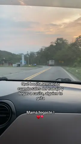 Ahora se intercambiaron los papeles y se siente bonito cuando hay tres personitas q te esperan 