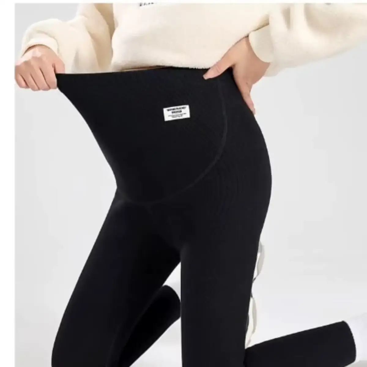 Maternity Winter Leggings with Fur  #trending #highlights #viral #matenity #leggings 
