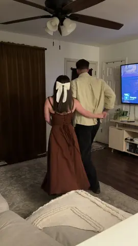 don’t worry, he didn’t step on my toes #couplestiktok #countrylinedancing #linedancersoftiktok #cowboychacha #dancing @JustinTebo 