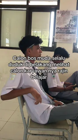 Waktu yang baik👑#bosmuda #bos #dudukpalingbelakang #anaksekola 