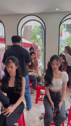 Tóc cô dâu cho buổi học hôm nay ♥️#HạnhPhạmHairstylist #HọcViênThựcHành #Lớp_cô_Hạnh_Phạm #búi_tóc ##