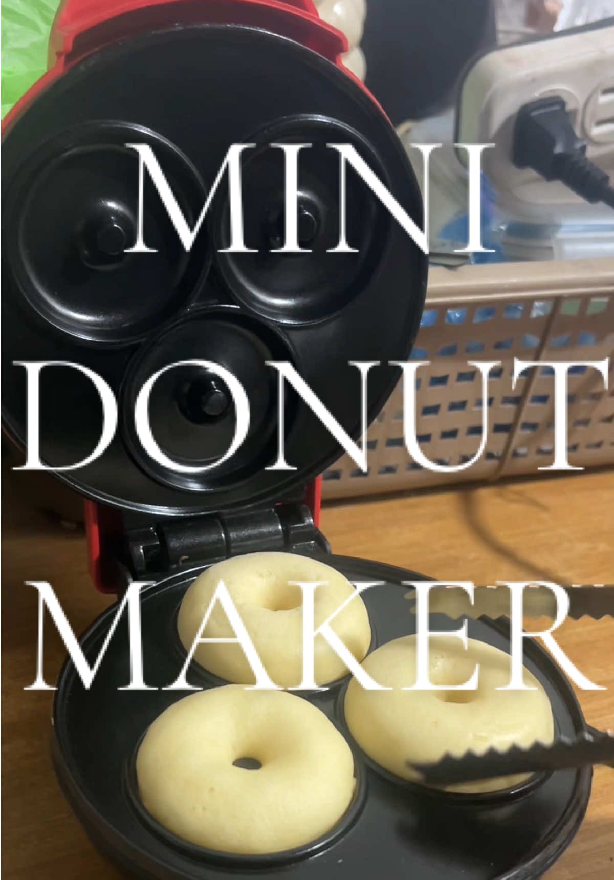 Mini Donut Maker mag business na din kayo mga mima💗🥹#minidonutmaker #minidonut #donutmaker #fyp #affordable 
