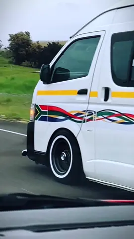 @SGEBENG'SOMFAZI @we_love_cabs (official) @Umdlalo Wamanzi Kazwelonke