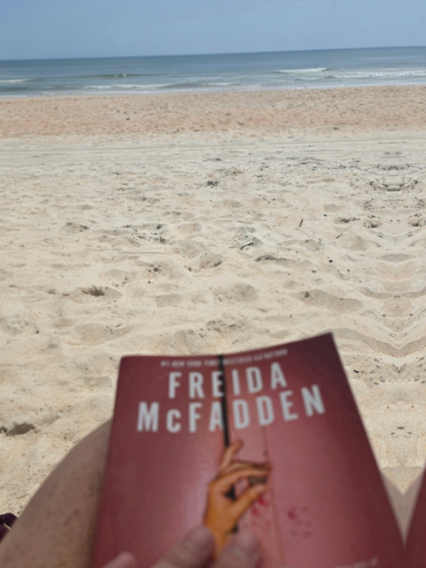 reading is my jam! #read #BookTok #romance #thriller #fantasy 