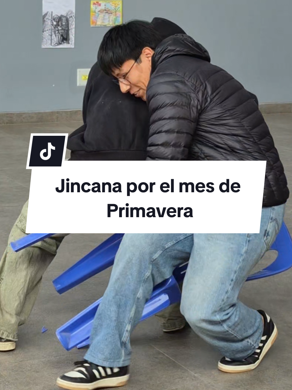 “Así celebramos la primavera en la Academia Pitágoras 🌼. Nuestros alumnos disfrutaron de una divertida jincana, con juegos, risas y momentos para relajarse. Porque no todo es estudiar: también se aprende compartiendo y disfrutando juntos 💪📚✨.” #academiapitagoras #alumnos #admisionsanmarcos #primavera #juegos 