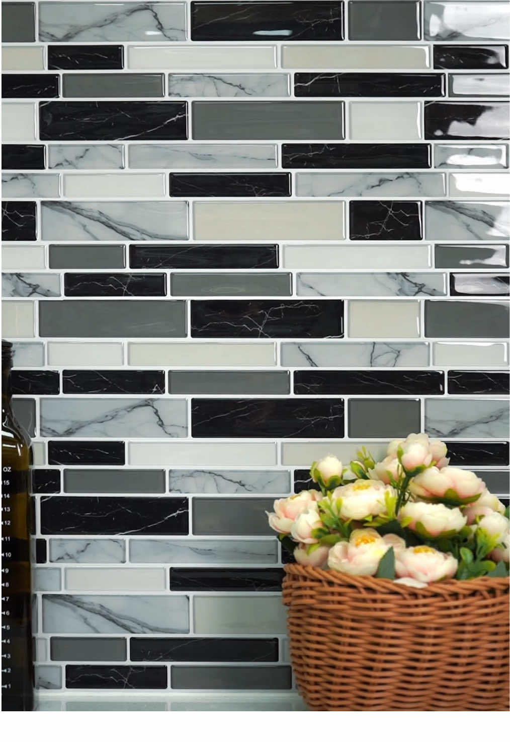 Made my kitchen look Amazing!#stickgoo #peelandsticktile #backsplashtile #DIY #backsplash #kitchendesign #peelandstickbacksplash #easydiy #budgetfriendly 