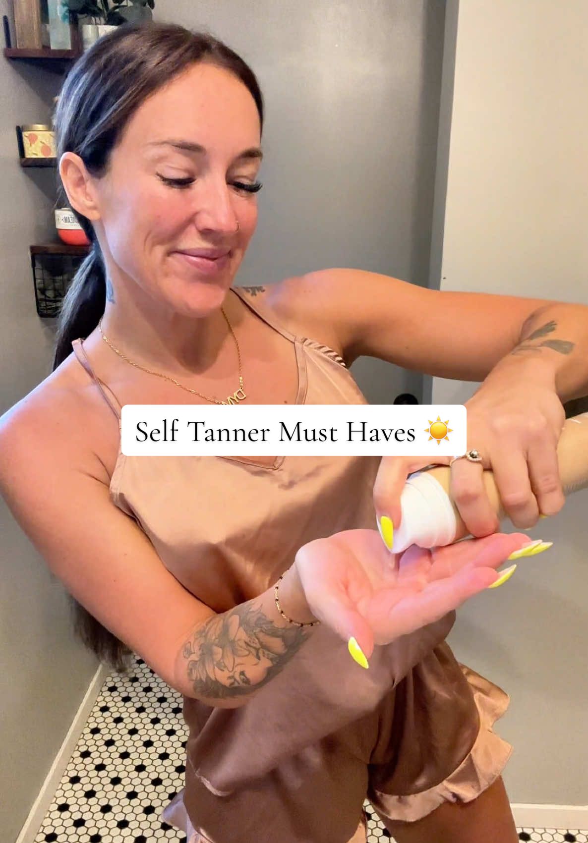 Get an instant glow without streaks or dryness ✨ @Peta Jane Beauty gradual tan lotion gives you a soft color that you can see instantly all while hydrating your skin!  Pair it with the Tanning Mist for flawless hands & feet every time!  #gradualtan #selftanningroutine #hydratedglow #petajanebeauty #tanningtips 