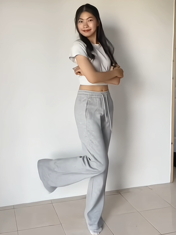 akhirnya nemu celana ini bagus banget ga expect bikin keliatan tinggi ,  buat pergi bisa , olahraga bisa jadi celana sehari hari bisa #celanapanjang #scuba #celanaolahraga #cosekarangjuga🔥 