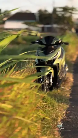 ganteng banget #varioledold #variomodifikasi #vario150 #4upageシ 