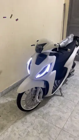 Siu phẩn mói😂#02369 #manhquynh #honda #visiondokieng 