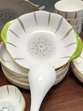 Set hoạ tiết đơn giản tô điểm cho bàn ăn nhà bạn #medobepnoidiatrung #ĐồDùngNhàBếp #setbat 