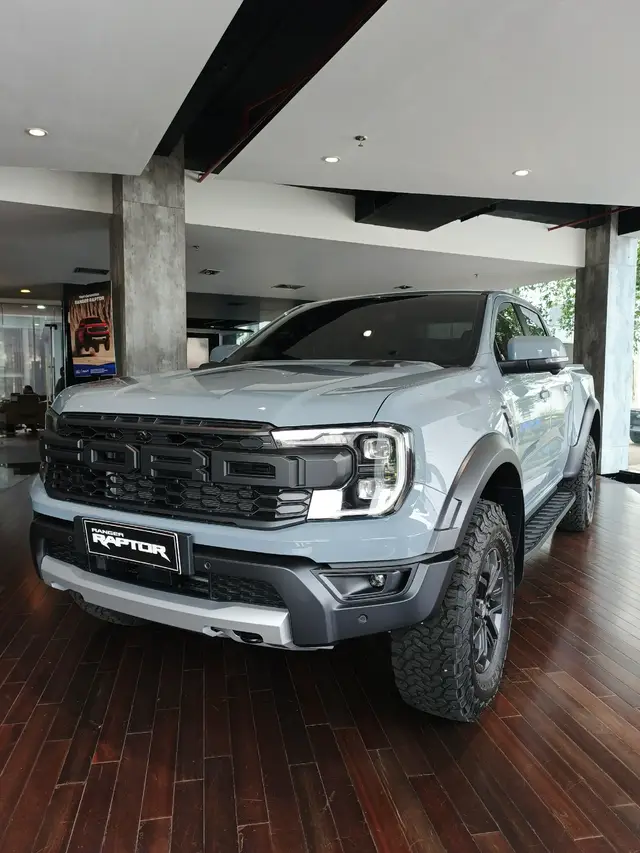 Show me love, I’ll show you power Ranger Raptor 3.0L nih🔥🔥 siap nemenin setiap perjalanan tanpa batas Tertarik? Hubungi DM/WA: 081934170388 bisa konsultasi dan test drivee yaaaa #rangerraptor #fordranger #fordindonesia #syaviraford #fyp 