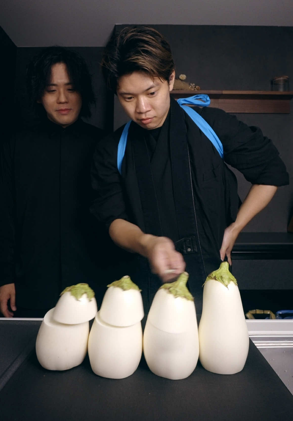 Cut the White eggplant with the sharp knife.🔪✨ @たくまんまkitchen  #knife #sharpening #sharpener #asmr