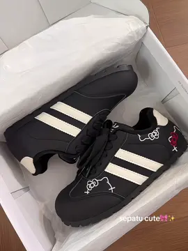 sepatu cute #sepatu #sepatuwanita #sepatusneakers #sepatufashion #sneakers 