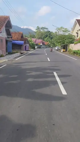 ning dalam anyar koe karo sopo😌 #dalananyar #jalanbaru #jalanjalan  #pagikucerahku #patikraja #sianghari  #jembatanviral #banyumas #serayu #purwokertoviral #purwokertokeren #purwokerto24jam #banyumas24jam #banyumasstory #banyumaspride #weekend #xyzbca #4u #foryoupage #ngancanicidromu #ngancani #kowe  #fypシ゚viral🖤tiktok #fypdong #fyppp  #galaubrutal #cewekcantik #selingkuh 