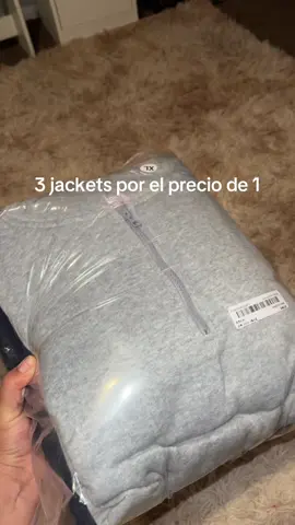 3 por el precio de 1 #jacket #hoodie #hoodieseason #halfzip #menfashionstyle 