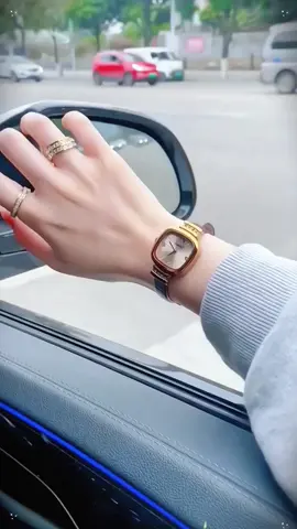 Fashionable and elegant small sugar cube watch, ladies' favorite, waterproof and exquisite.#small sugar cube table #Good #fyp 