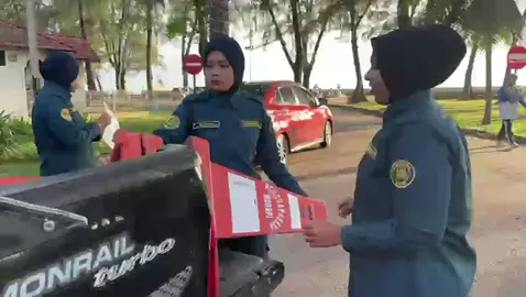 Bachok, 22 September 2025 – Program Hubbun Nabi SAW 1447H/2025M peringkat Jajahan Bachok berlangsung meriah di Padang Istiadat Bachok dengan penyertaan pelbagai agensi kerajaan serta sekolah-sekolah, masjid masjid , persatuan serta NGO sekitar daerah Bachok. Majlis perasmian pembukaan serta pelepasan perarakan disempurnakan oleh YBrs. Encik Mohd Firdaus bin Mohamed Nawi, Pengerusi Jawatankuasa Pembangunan Islam, Belia dan Kebajikan MDBBPI merangkap pengarah program hubbun nabi jajahan Bachok  Perarakan Hubbun Nabi kali ini di mulai dengan penuh semangat yang mana para peserta membawa sepanduk dan selawat tanda kecintaan kepada junjungan besar Nabi Muhammad SAW. Pertandingan perarakan turut diadakan dengan menyaksikan PDRM Bachok muncul juara tempat pertama, diikuti oleh Pejabat Agama Jajahan Bachok di tempat kedua, manakala Sekolah Menengah Ugama Arab Darul Ulum Almuhammadiah Kg Kolam meraih tempat ketiga. Majlis penutup berakhir di Dataran Perahu Pantai Irama dimulai dengan ucapan aluan oleh Yang Dipertua Majlis Daerah Bachok Bandar Pelancongan Islam, YABrs. Tuan Haji Mohd Zaki bin Yusoff dan seterusnya dirasmikan oleh YB Ustaz Mohd Asri bin Mat Daud, Pengerusi Jawatankuasa Pembangunan Islam, Dakwah, Penerangan dan Hubungan Seranta Negeri Kelantan. Program Hubbun Nabi ini bukan sahaja memperkukuh semangat ukhuwah dalam kalangan masyarakat, malah menjadi wadah mendidik generasi muda untuk mencontohi akhlak Rasulullah SAW.