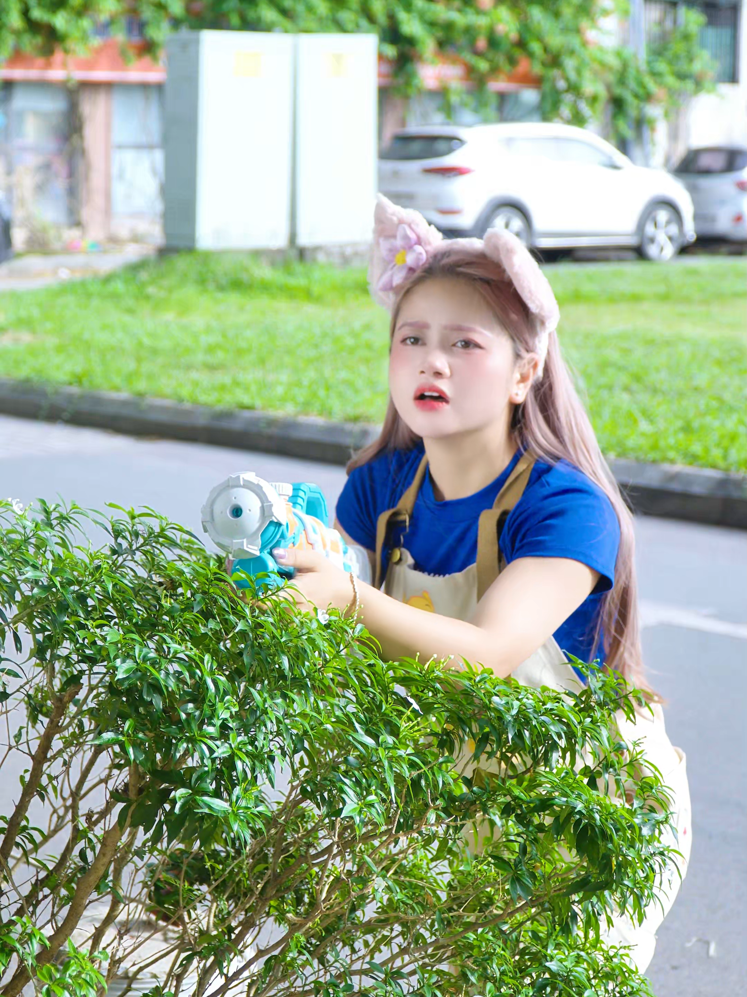 Knock Knock… Come Out Now! 💦 👀#lilymeow #lilymiumiu