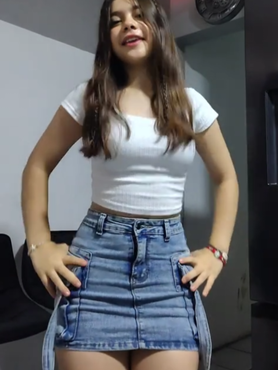 yo soy asiiiii súper wauuuu 🙈🙈🙈 #paratii #viral #fyp #yaremi @𝒚𝒂𝒓𝒆𝒎𝒊 