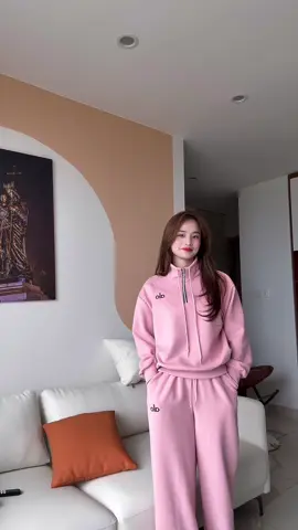 Mẫu mới ạ, xinh xỉuuu, e có đăng trong gi.ỏ ạ #bộđồđẹp #tiktoklive #thờitrangnữ #xuhuong 