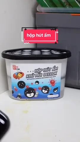 Để hộp này ở mấy chỗ dễ bị ẩm gây hư hỏng đồ đạc như tủ dưới bồn rửa chén, tủ giày, tủ quần áo,… | Hộp hút ẩm Beecok | Nhân check #review #nhancheck #CuocDuaNhaSangTao #ChienDichNhaSangTao #SaleGiuaThang 