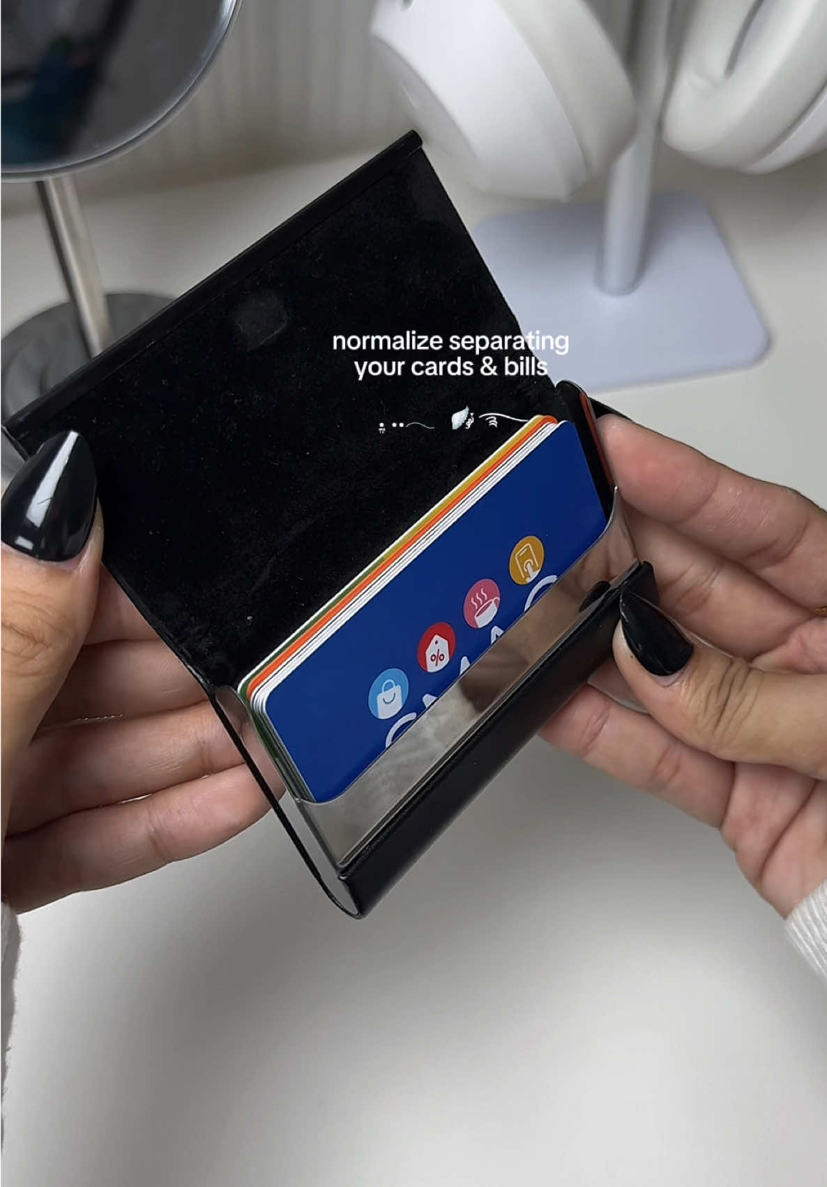 Wag mo ng isahin ang cards and bills mo para hindi isahan pagnawala 😫 #cardholder #personalizedcardholder #engravedwallet #walletforcards #wallet 