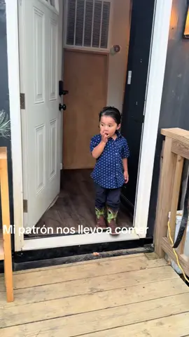 Es un desmadre ir a cualquier lado 😂😭#elcompa4 #mexico #giovanna 