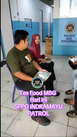 Tes Food MBG hari ini oleh Ka. SPPG, Ahli Gizi, dan relawan pengolahan, pemorsian dan pendistribusian sebelum didistribusikan ke adek² tercinta Alhamdulillah Aman dan Higienis ya. Kami seluruh tiem relawan @sppgindramayupatrol @dapuradamresto akan slalu menyajikan menu yg aman dan bergiji untuk adik² sekalian.... #makanbergizigratis #badangizinasional #mbg #bgn #fypシ゚ 