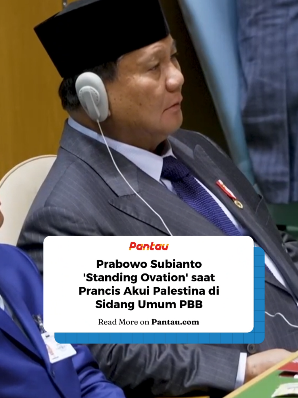 Presiden Prancis Emmanuel Macron menyatakan pengakuan resmi terhadap Palestina dalam KTT di Markas PBB, New York. Presiden RI Prabowo Subianto langsung memberi 'standing ovation', diikuti delegasi Indonesia dan peserta KTT lainnya. Sementara itu dalam pidatonya, Prabowo menekankan pentingnya dunia segera mengakui Palestina dan menghentikan perang di Gaza, sekaligus menegaskan kesiapan Indonesia berkontribusi dalam misi perdamaian. #Pantaucom #PresidenPrabowoSubianto #SidangUmumPBB #KTTPBB #PresidenPrancis 