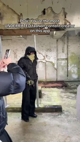 Give me video suggestions 🙏🙏#fashiontiktok #outfitinspo #fitcheck #photoideas #phototips 