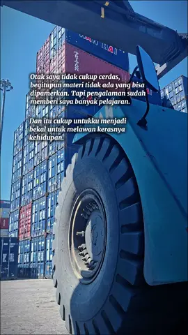 Kerja..kerja kerja ✍️