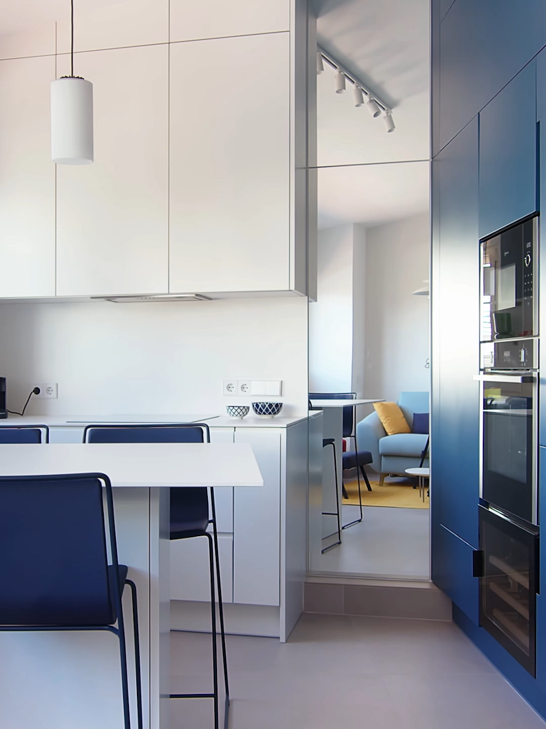 Cinema inspired small apartment, Spain 33sqm/355sqft - Project Name: Sola House Architect: Gonzalo Pardo Company: gon architects - #nevertoosmall #architecture #architecturedeisgn #architecturetiktok #architecturephotography #architecturelovers #design #designinteriors #interiordesign #interiordesignideas #designinspiration #tinyhome #tinyhomes #tinyhomeliving #tinyhouse #tinyhouses #smallspaceliving #smallspacedesign #homedesign #homedesignideas #housedesign #homedesigns