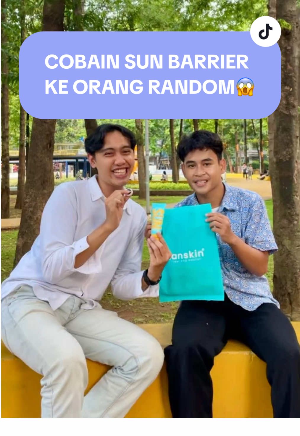 Akhirnya MinTan turun ke jalan buat buktiin seberapa ringan tekstur sun barrier ini ke orang-orang random!😎 Hasilnya? liat sendiri deh🤫 #tanskin #morethanskin #skincaresajatidakcukup #localbrand #sunbarrier 