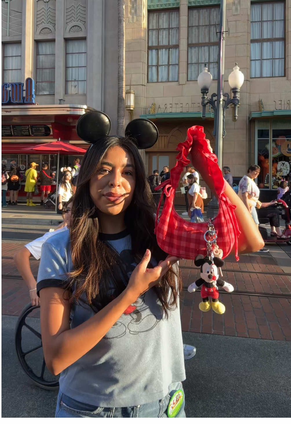 ootd check <3 #disneyland 