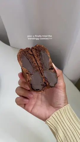 dark chocolateee, super saraaaap #cookie #cookies #dripandbites #dripandbitescookies 