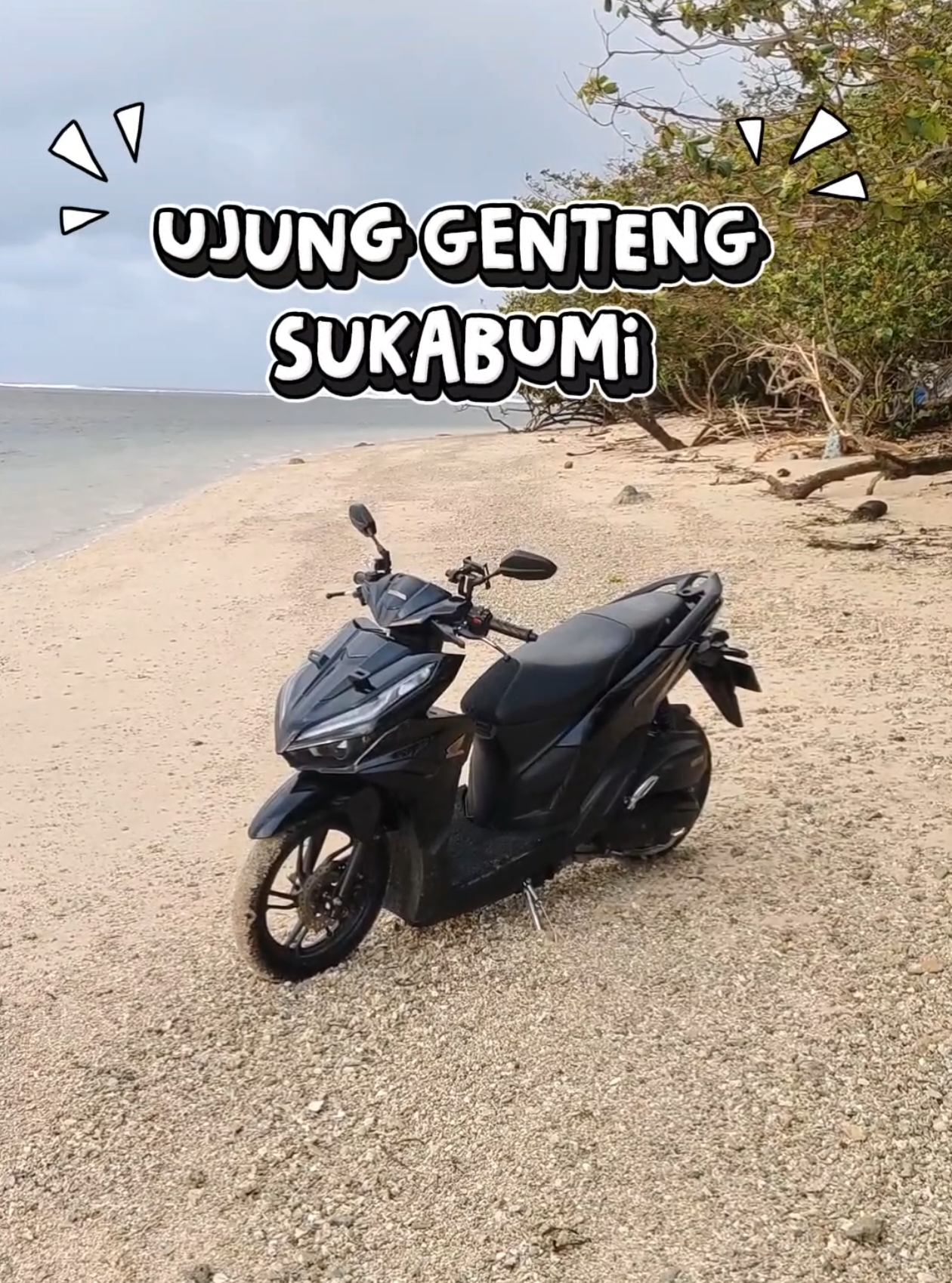 Ujung Genteng, Sukabumi done 🙏🏻🌊#touring #ujunggenteng #pantai #vario #touring @labusettt @purplelyy4 