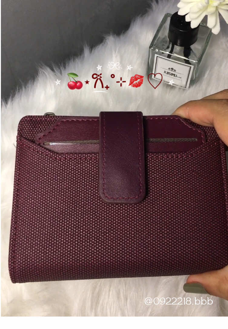 wallet reco! 🍒💋 #wallet #tiktokfinds #compactwallet #fyp #foryoupage 