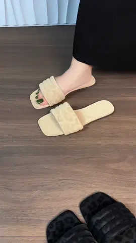 Dép quai ngang 100k 2 đôi #guocxinh98 #giaydep #giaydepxinh #xuhuong #fyp 