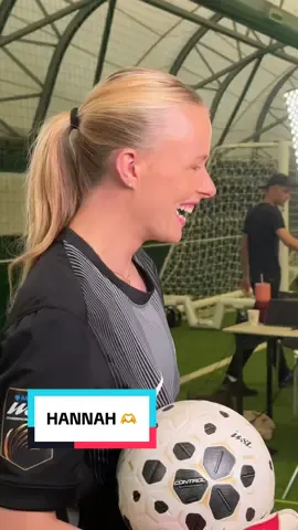 On set with Hannah Hampton! 😉🤣 #Chelsea #CFC #Ballondor #CFCW #Football 