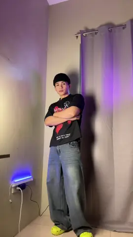 #streetwear #TikTokFashion #blacktshirt 