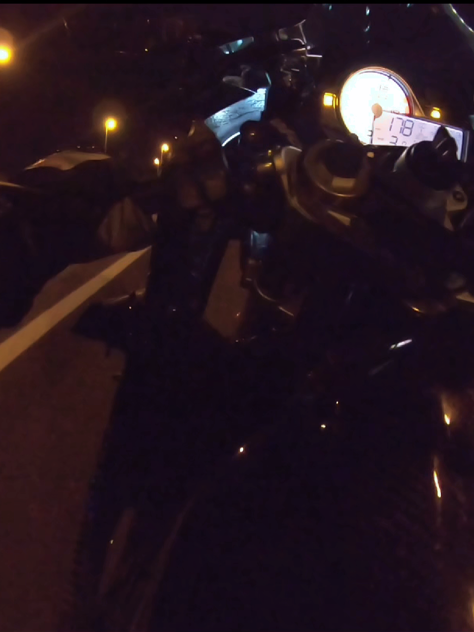 Troppa Redbull ---> Troppe ali🪽🥴🪽 #bmwlife #s1000rr #wheelies #s1krr #bmwmotorrad 