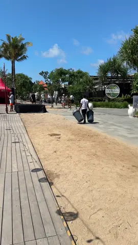 Suasana pagi hari di Icon Mall Beach😍 #balikamiofficial 
