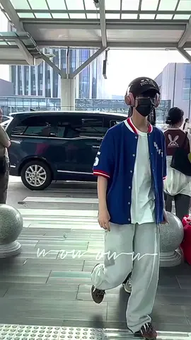 bé thỏ chăm chỉ#lamtudiep #linziye #linziye林子烨 