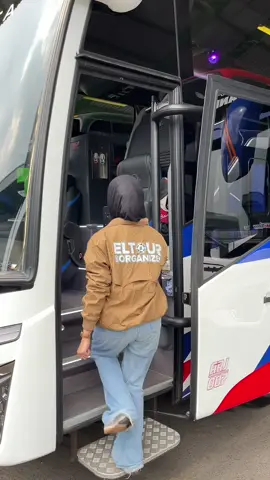Jalan-jalan dgn nyaman bersama Jet Bus 5 @Arjuna87_official  Yuk nikmati kenyamanan, kesenangan kalian bersama EL Tour!  @👼  More info: WA 0855-4220-2185 (Angel) Alamat: JI. Cemengkalang No. 33 Sidoarjo #fyp #tourleader #traveltiktok #RameRameSeru #tourleader #travelagent #traveltiktok #profesional #rombongannyeni #rencanaliburan #LiburanAntiRibet #eltourorganizer #tourguide #busmania #adiputro #jetbus5 #jetbus3 #liburancheck #bandung #bali #jogja #lomboktiktok #karimunjawa #pantai #arjuna87malang #arjuna8 #buspariwisata  #4u #paketliburanbali #privatetrip #privatetriplabuanbajo #fypdong #tourleaderlife #tourleaderindonesia #tourleaderprofesional #temanliburankalian #eltourorganizer #jogja #lomboktiktok #rencanaliburan 